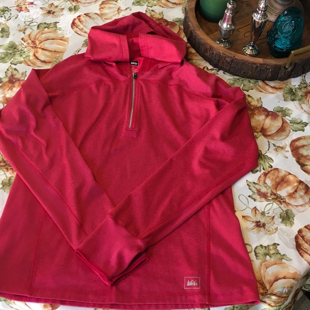 REI Quarter Zip with Hood Athletic Top Size Large